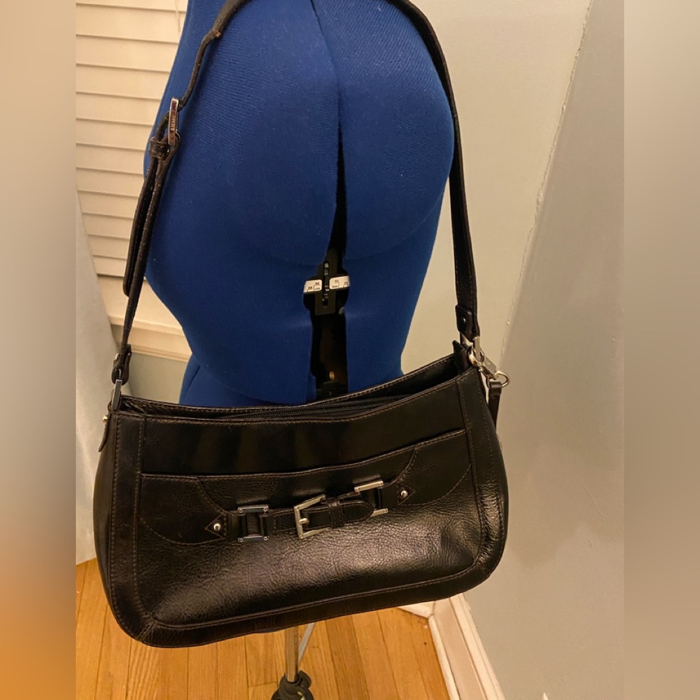 Vintage y2k etienne aigner black purse with silver tone hardware .